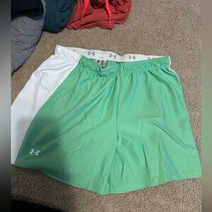 Medium under armor shorts